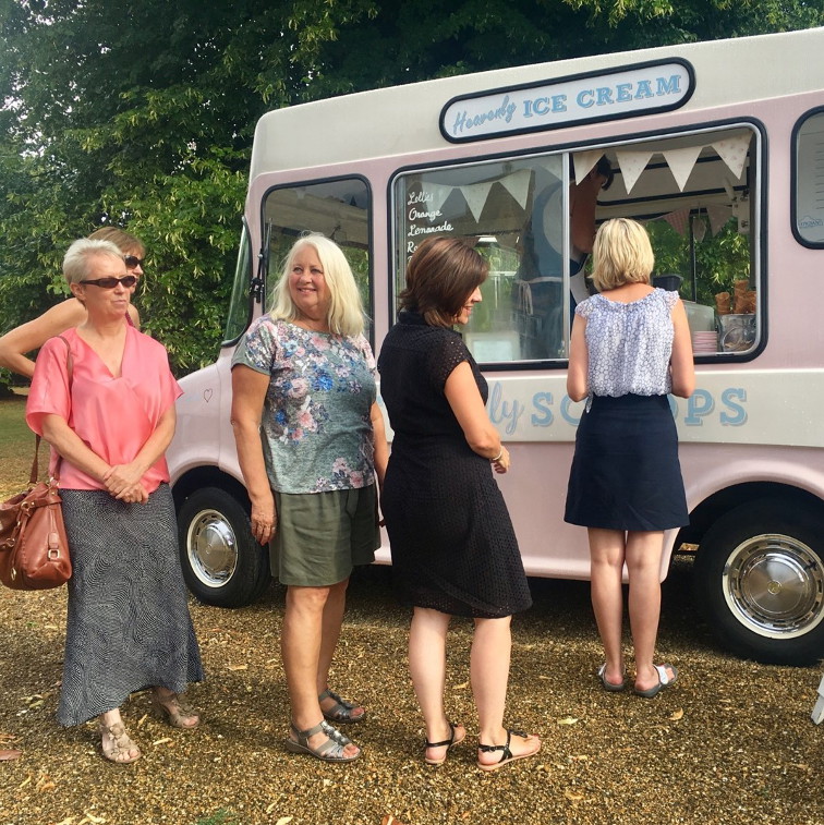 Carousel - Gillian at the BH summer party 2018 2 Carousel - Gillian at the BH summer party 2018 2