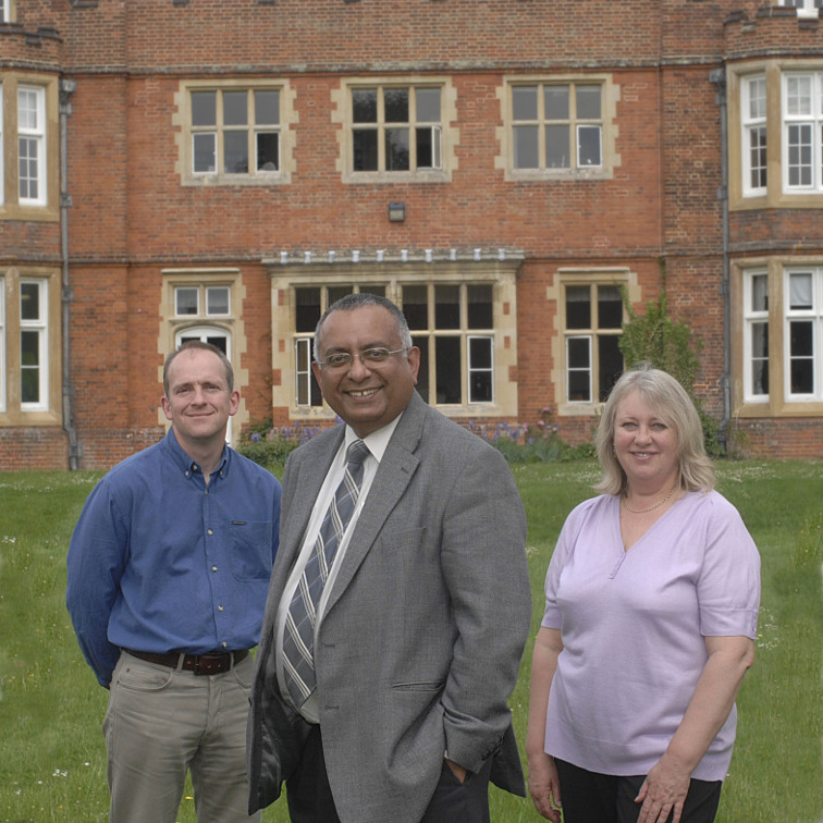 Carousel - Martyn, Tom Mathews and Gillian 2007 Carousel - Martyn, Tom Mathews and Gillian 2007